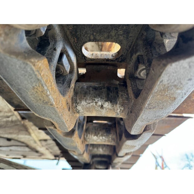 2016 ليبهير R946LC-44119314