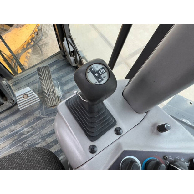 2014 Volvo G970-44119330