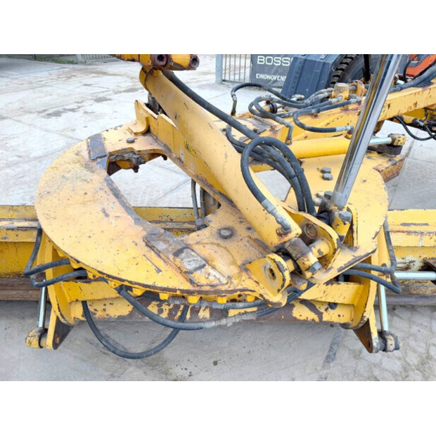 2014 Volvo G970-44119337