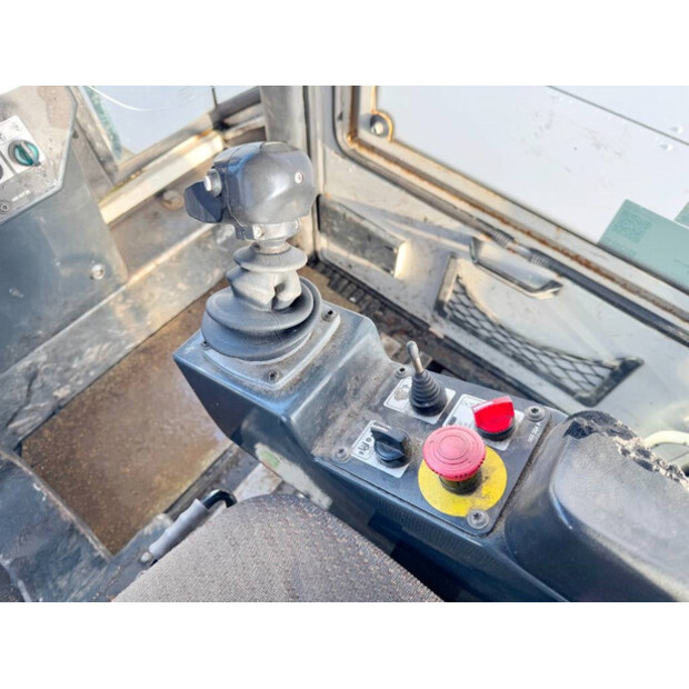 2006 BOMAG BW174AD-44119351