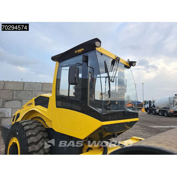 2025 BOMAG BW226D-5CL-44119636