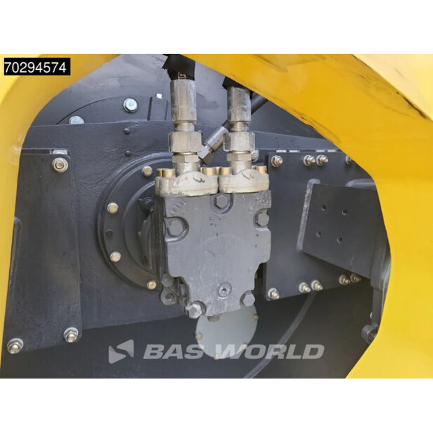 2025 BOMAG BW226D-5CL-44119641