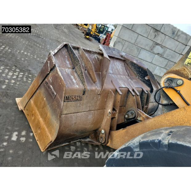 2021 CASE 821G-44119975