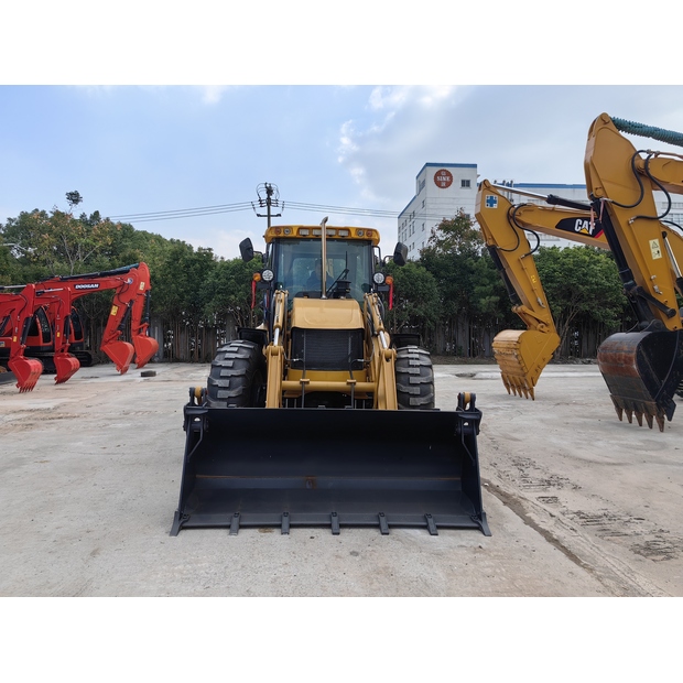 2020 JCB 3cx-44120095