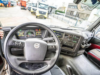 2017-volvo-fmx-460-1391775-44120530