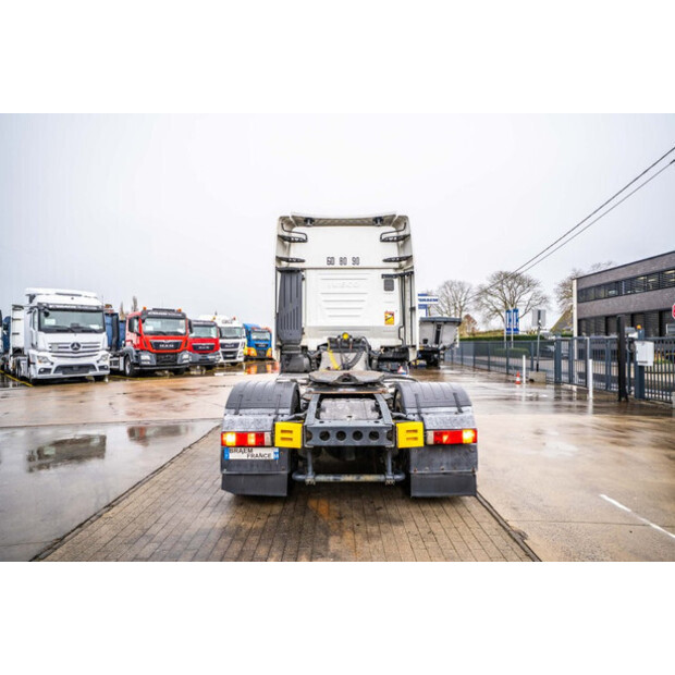 2016 ايفكو STRALIS 460-44120600