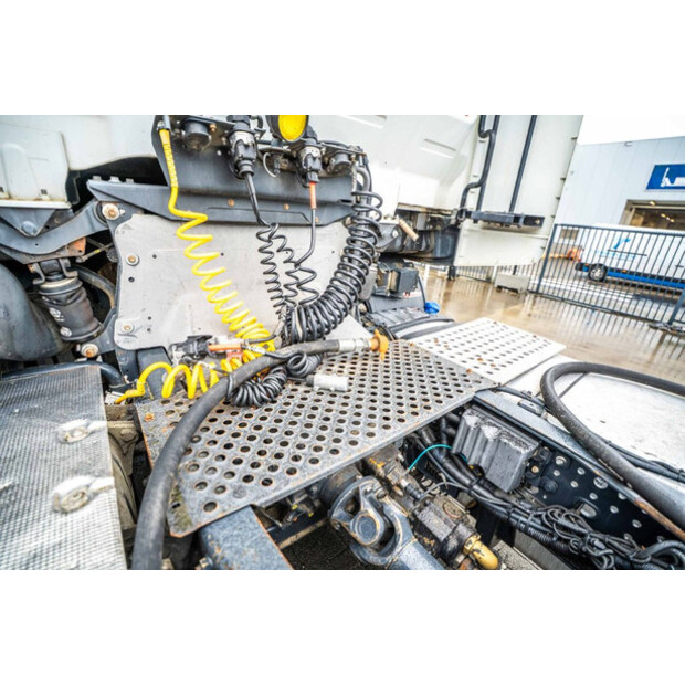 2016 ايفكو STRALIS 460-44120601