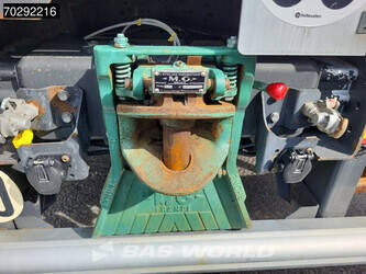 2008-renault-premium-370-1311689-44120633