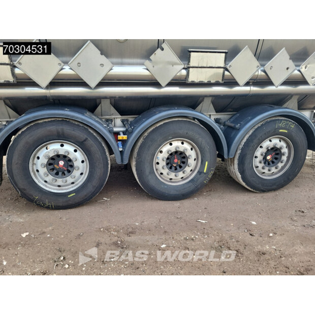 2004 بارسيسا D-2713-44121696