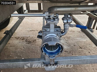 2004-parcisa-d-2713-44121715