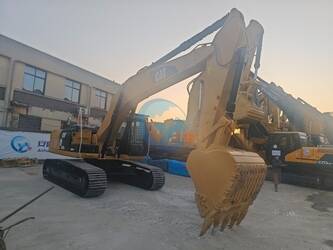 caterpillar-330d2-1088893-44128471