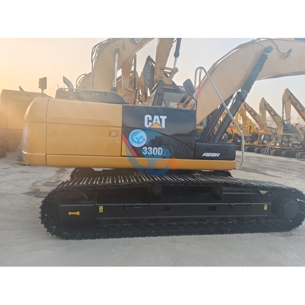 Caterpillar 330D2-44128478