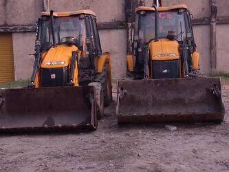 2017-jcb-3dx-1391850-44128517