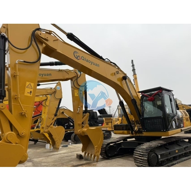 كاتربيلر 325D-44128523