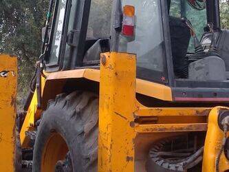 2017-jcb-3dx-1391851-44128553