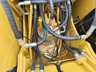 caterpillar-323d-1088901-44128574