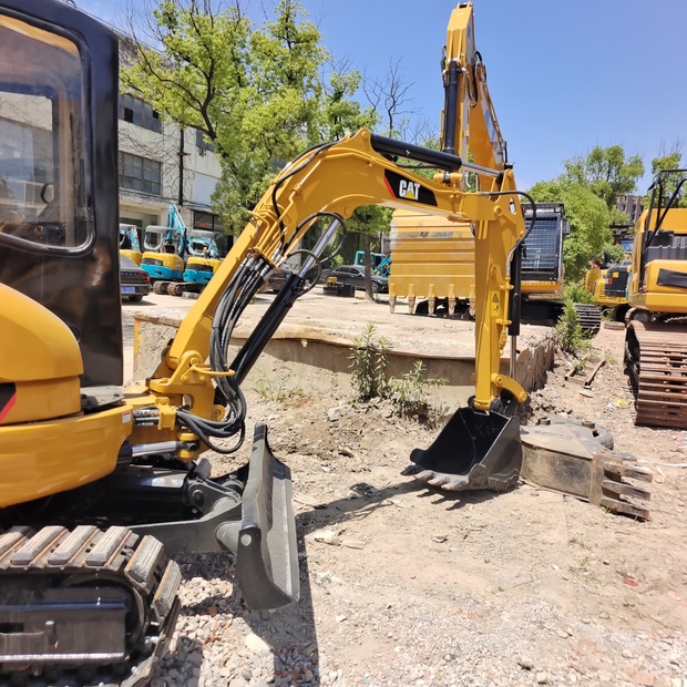 2023 Caterpillar 303CR-44134347