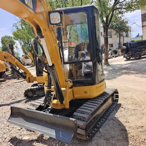 2023 Caterpillar 303CR-44134352