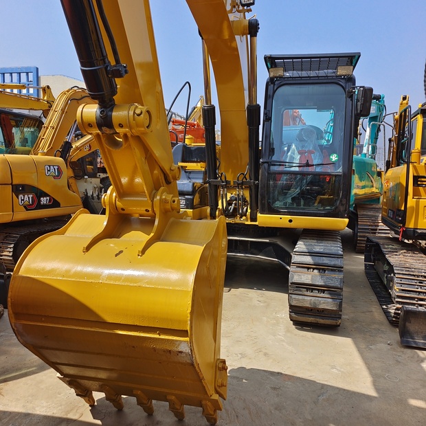 2023 Caterpillar 312D2GC-44135179