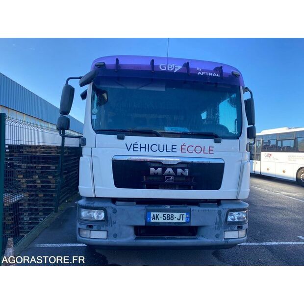 2010 MAN TGM-44135913