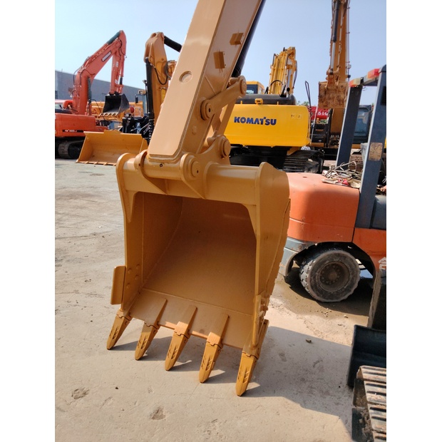 2023 Caterpillar 313D2GC-44136044