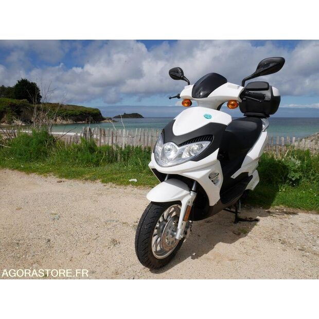 2022 أخرى-44136112