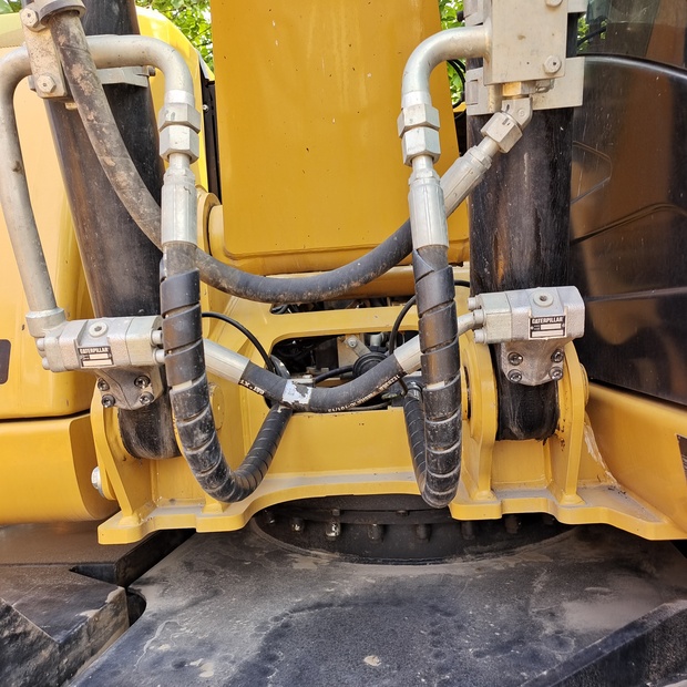 2023 Caterpillar 315D-44136374