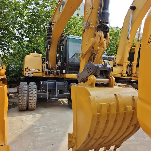 2023 Caterpillar 315D-44136376