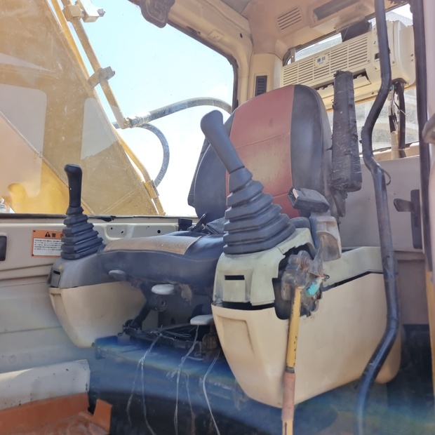 2023 Caterpillar 320BL-44136533