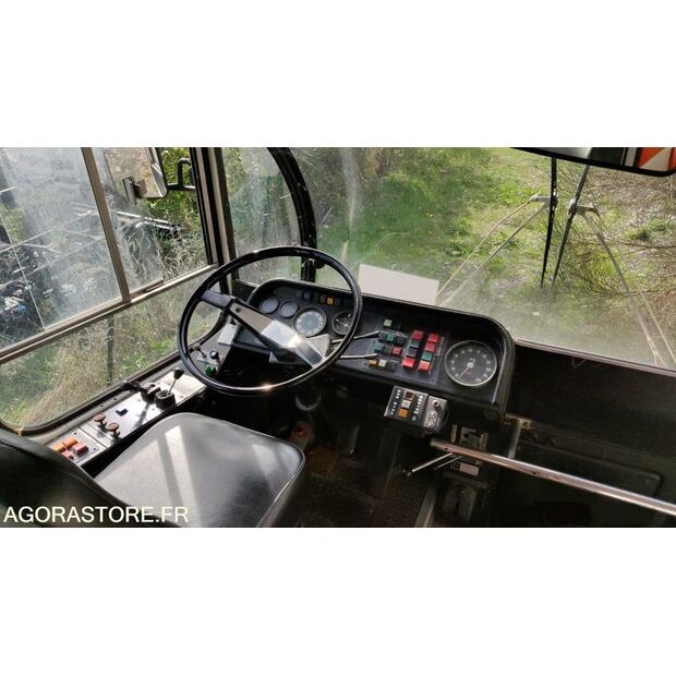 1979 SAVIEM SC10U-44136579