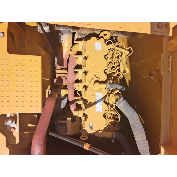 2023 Caterpillar 320-44136859