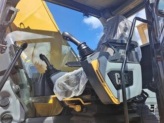 2023-caterpillar-320-1391940-44136860