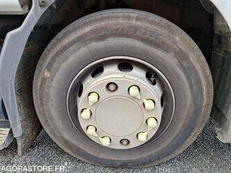 2010-renault-midlum-1391949-44137163