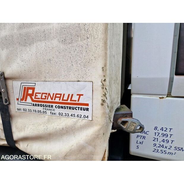 2010 رينو Midlum-44137170