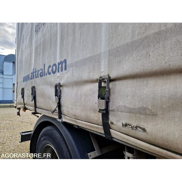 2010 رينو Midlum-44137171