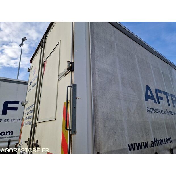 2010 رينو Midlum-44137179