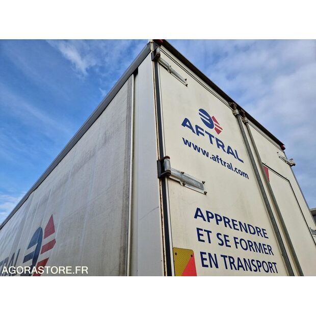 2010 رينو Midlum-44137187