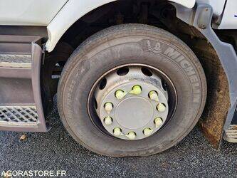 2010-renault-midlum-1391949-44137196