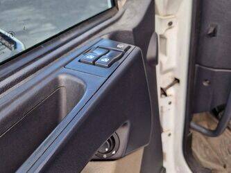 2010-renault-midlum-1391949-44137200