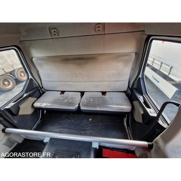 2010 رينو Midlum-44137203