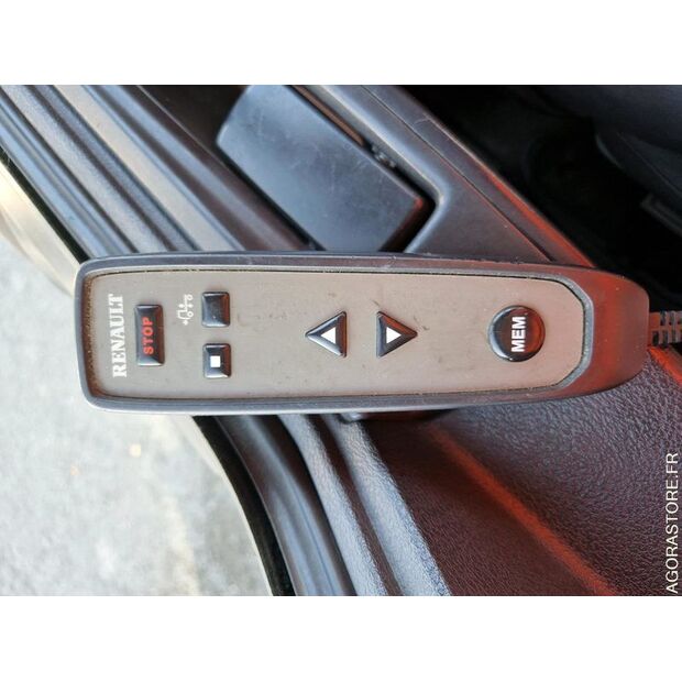 2010 رينو Midlum-44137208