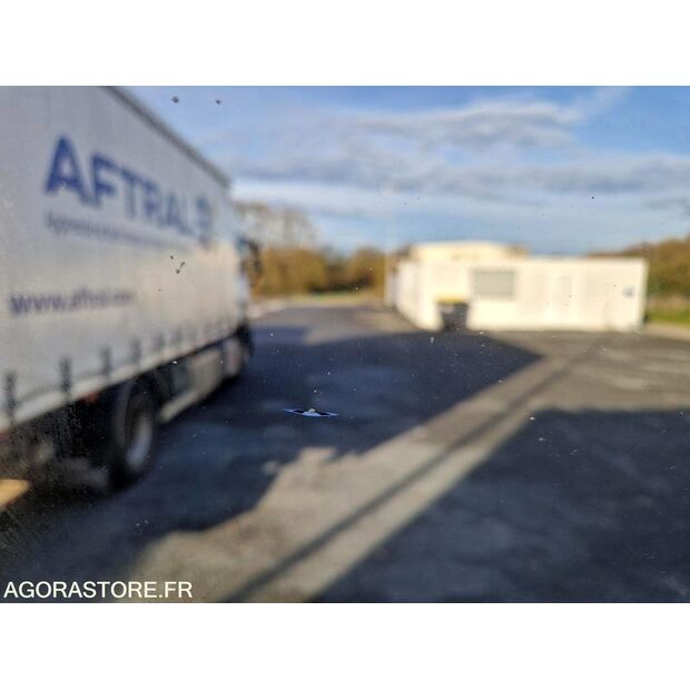 2010 رينو Midlum-44137210