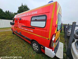 2011-renault-master-1391954-44137242