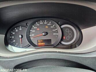 2011-renault-master-1391954-44137245