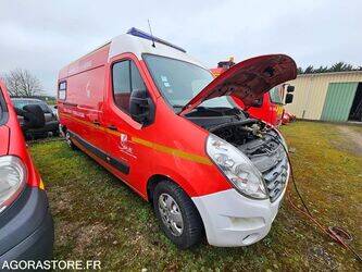 2011-renault-master-1391954-44137248
