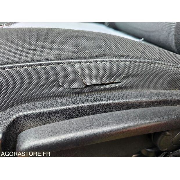 2011 Renault Master-44137250