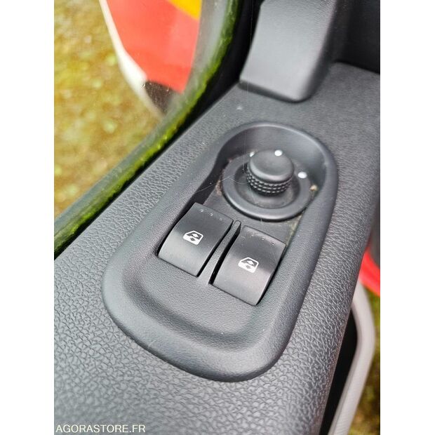 2011 Renault Master-44137254