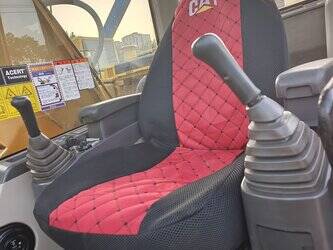 2023-caterpillar-320c-1391972-44137281