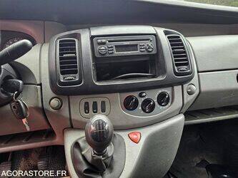 2008-opel-vivaro-1391977-44137498