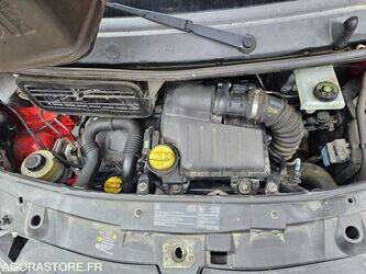 2008-opel-vivaro-1391977-44137507